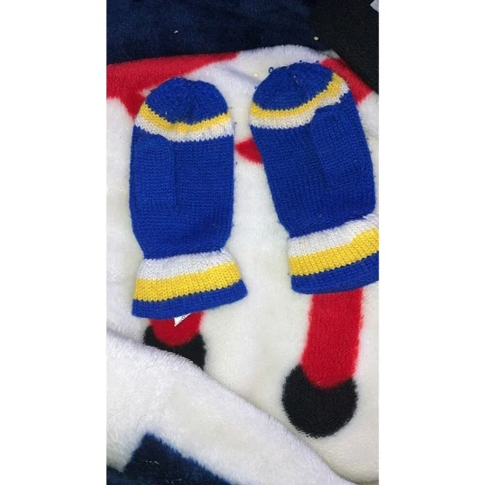 Official NHL Buffalo Sabres Knit Mittens- Vintage Style - youth size